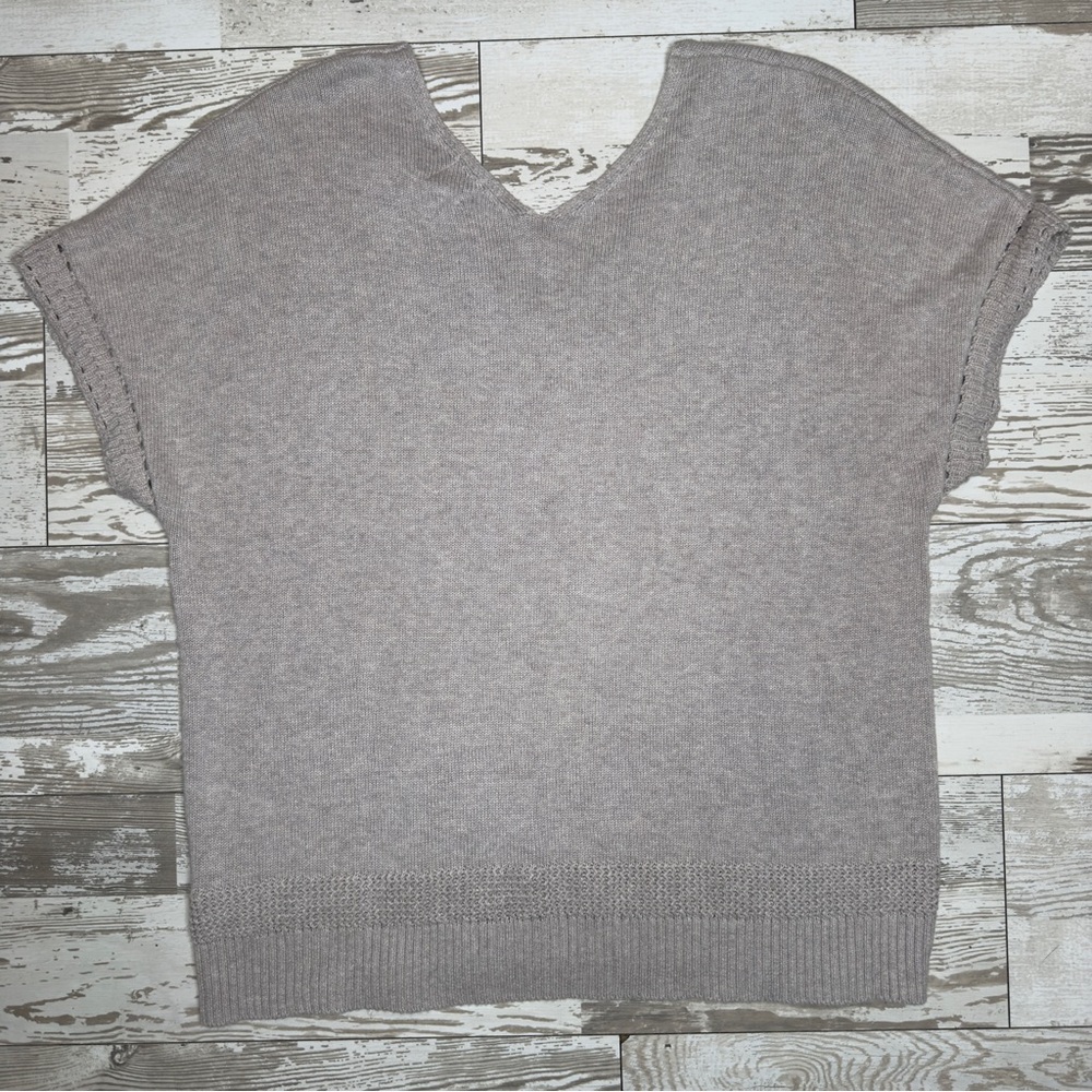 Joie Women’s 1X Short Sleeve Lightweight Knit Sweater Top‎ Beige Cotton V-Neck - Picture 8 of 10